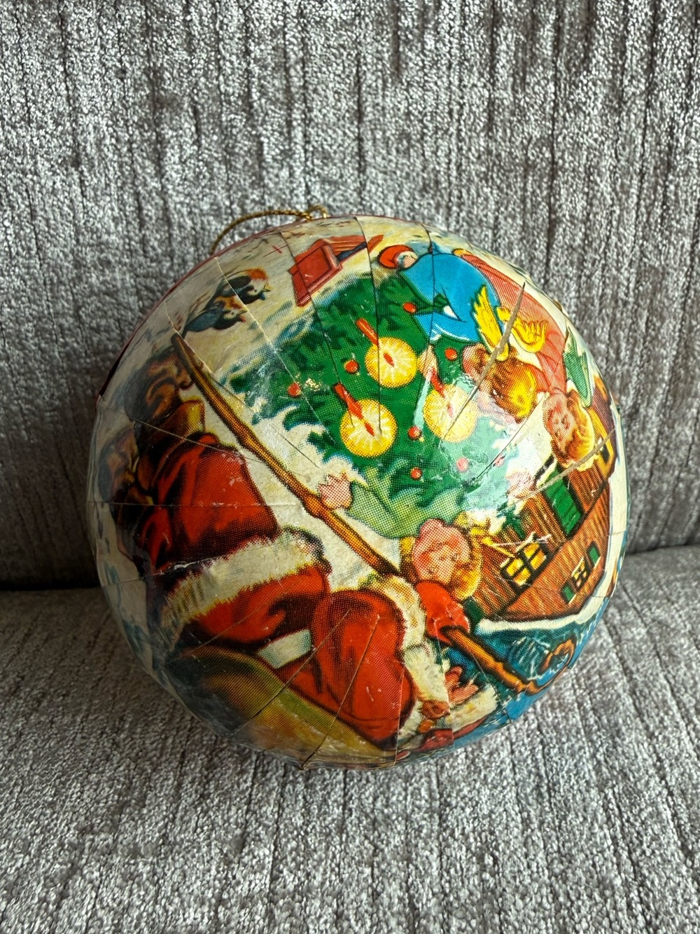Western Germany paper ornament - vintage